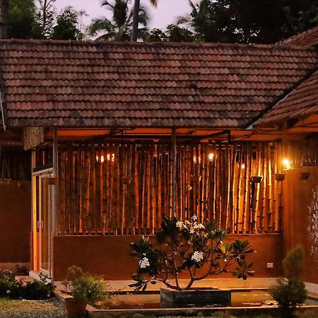 Pura Vida Varkala Hotel Eksteriør billede