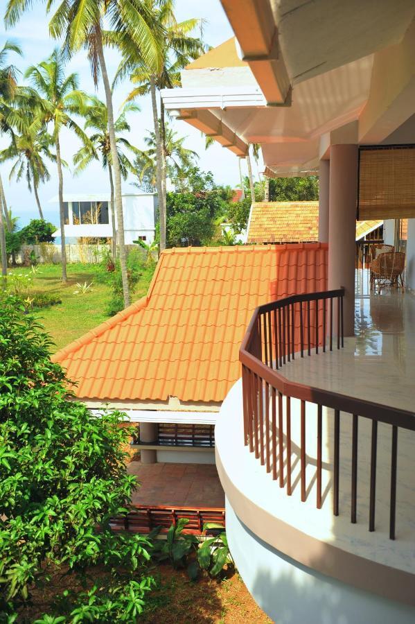 Pura Vida Varkala Hotel Eksteriør billede